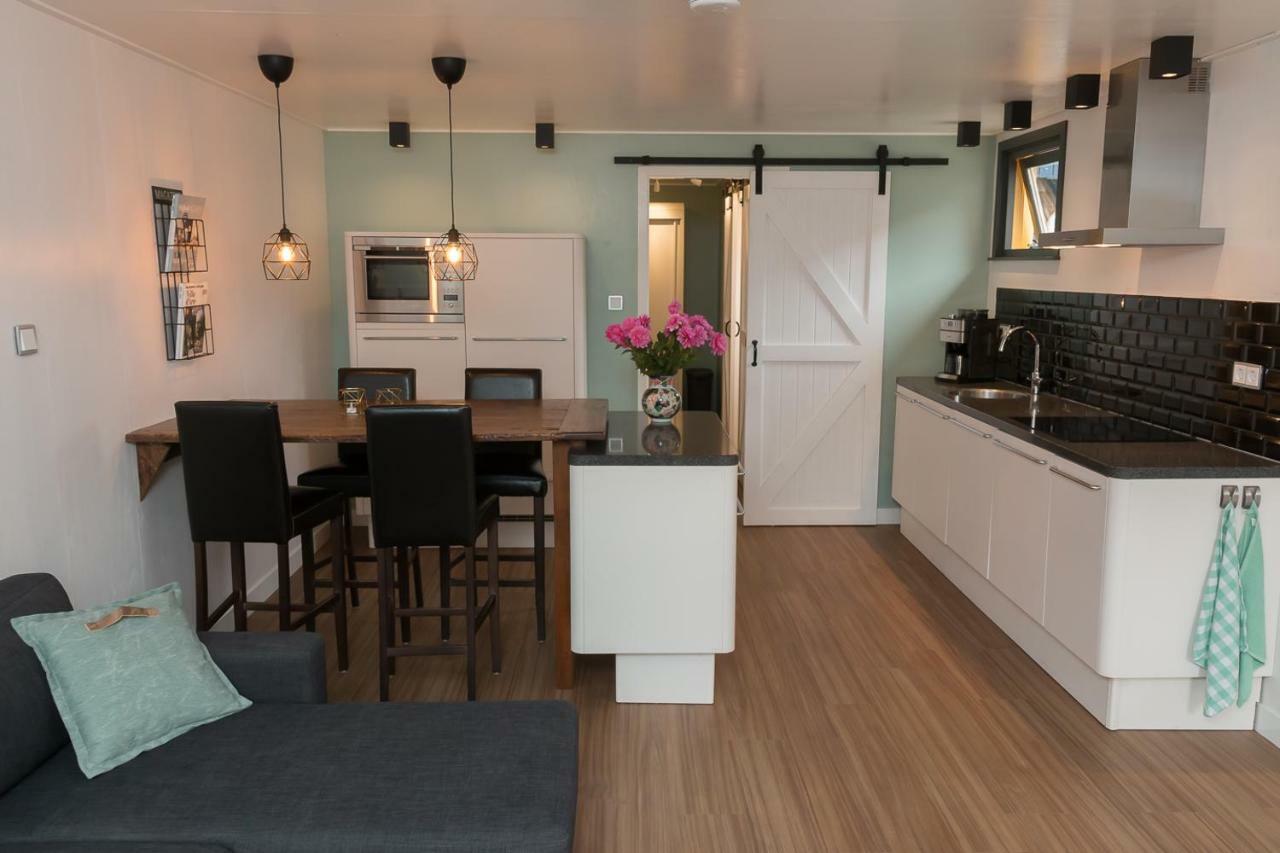 Annadora Beach House - Private Parking ซานด์โวร์ต ภายนอก รูปภาพ